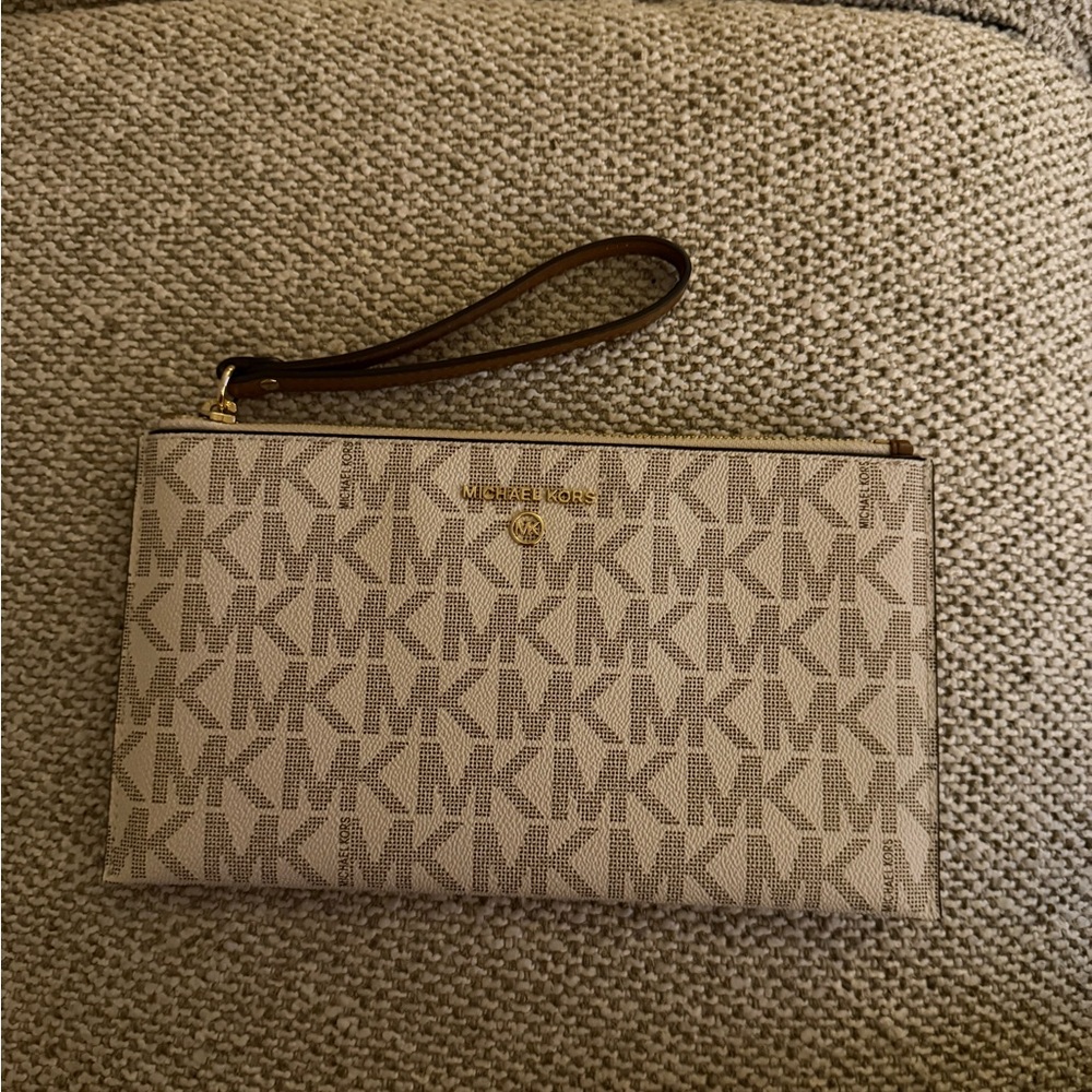 Michael Kors Beige Wristlet Clutch